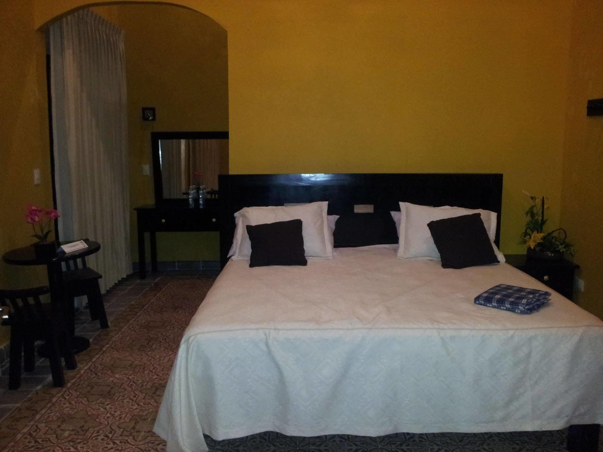 Hotel Catedral Campeche Exterior photo